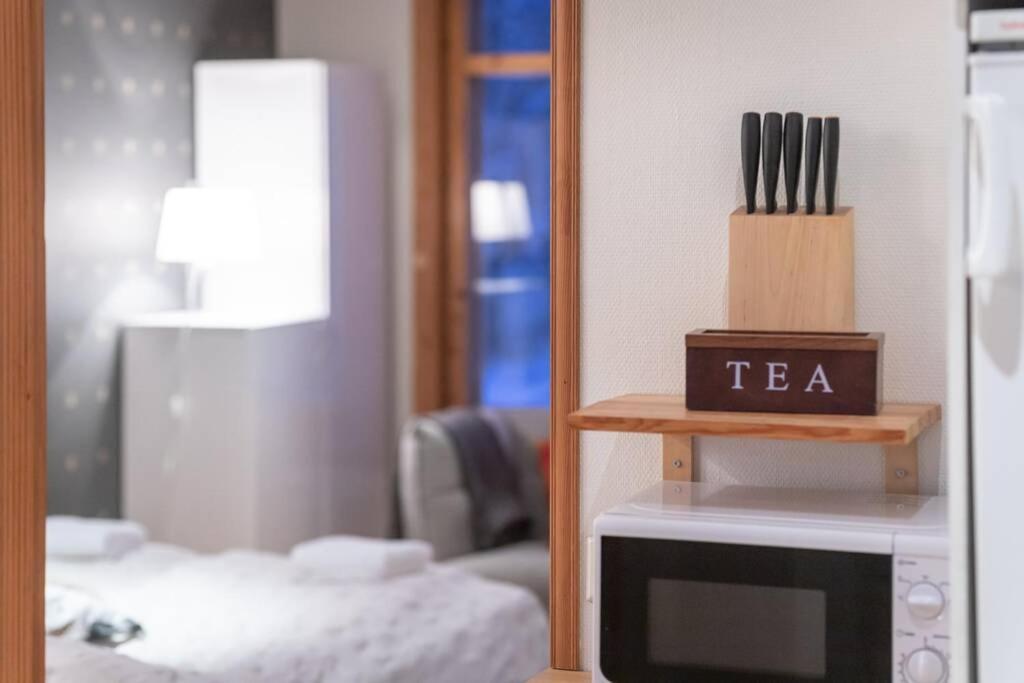 Cozy 1 Bedroom Apt And Free Parking By The Railway Station أولو المظهر الخارجي الصورة